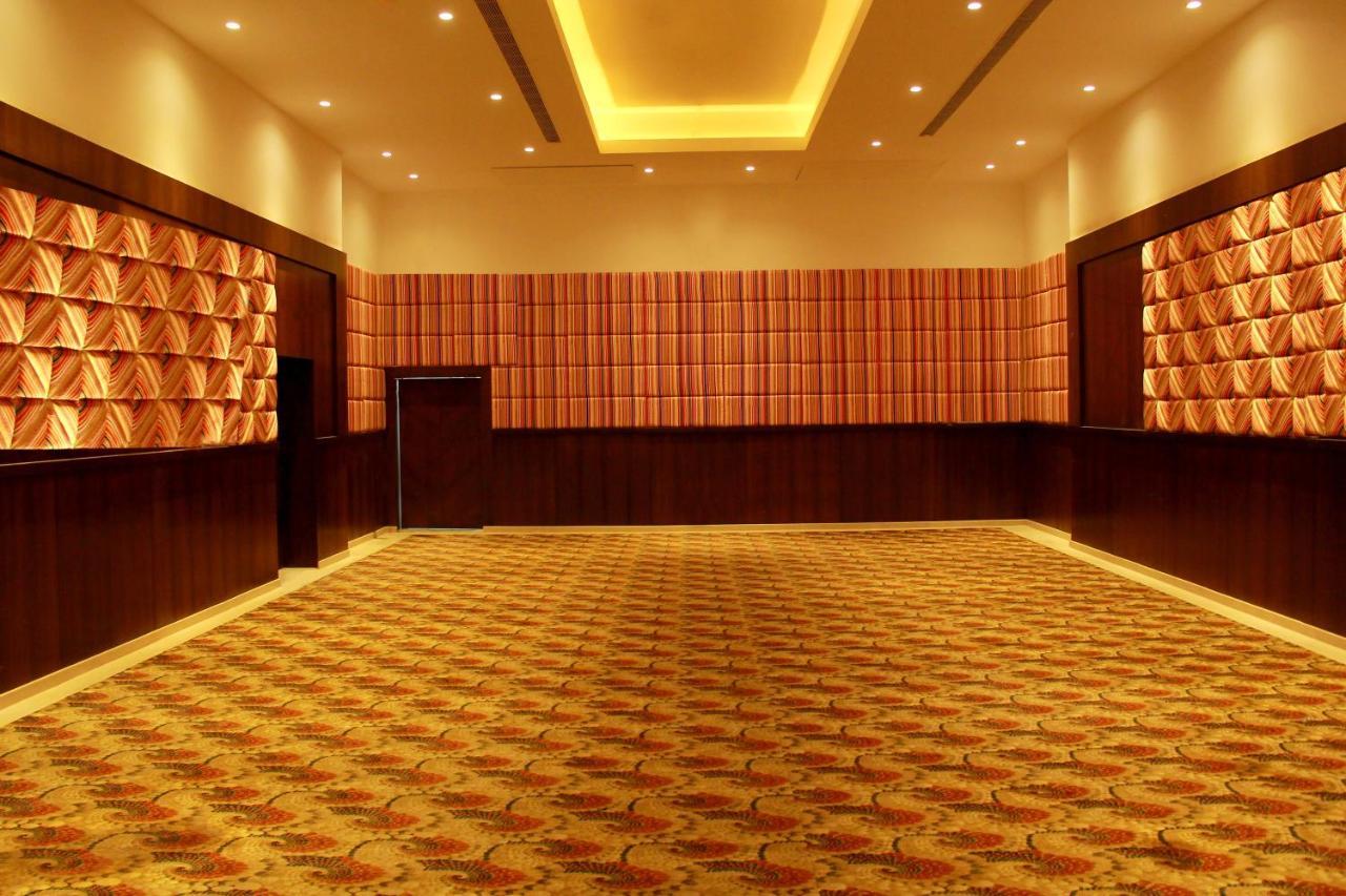 Zone Connect By The Park Coimbatore Exterior photo