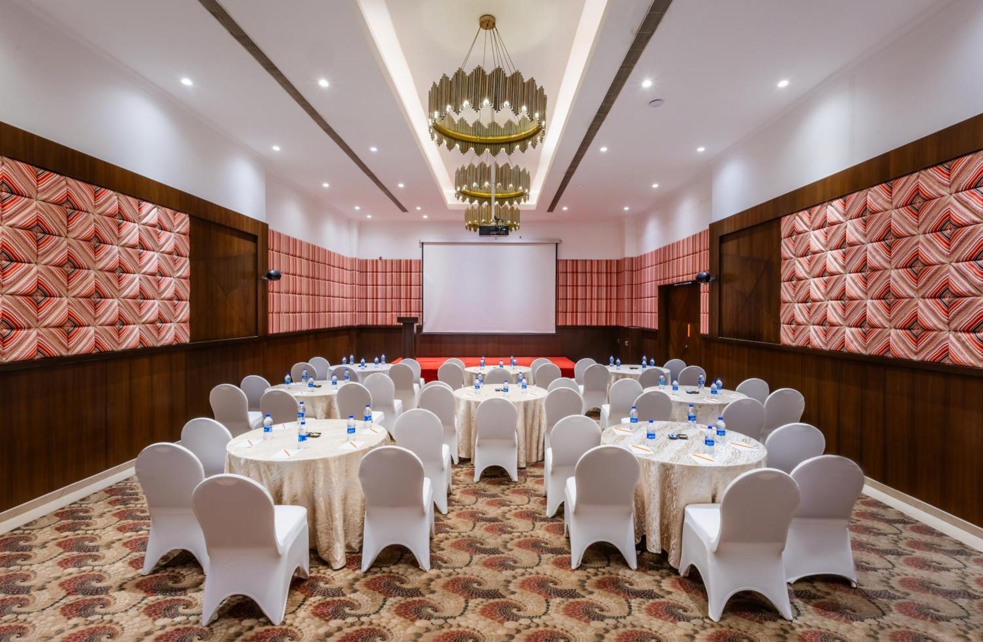 Zone Connect By The Park Coimbatore Exterior photo
